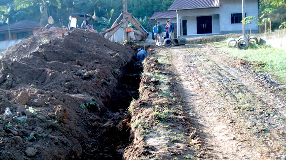 Tubulação de drenagem em Gabiroba Tubulação de drenagem em Gabiroba