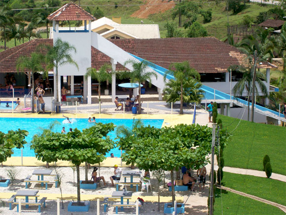 Recanto Azul Piscinas 2